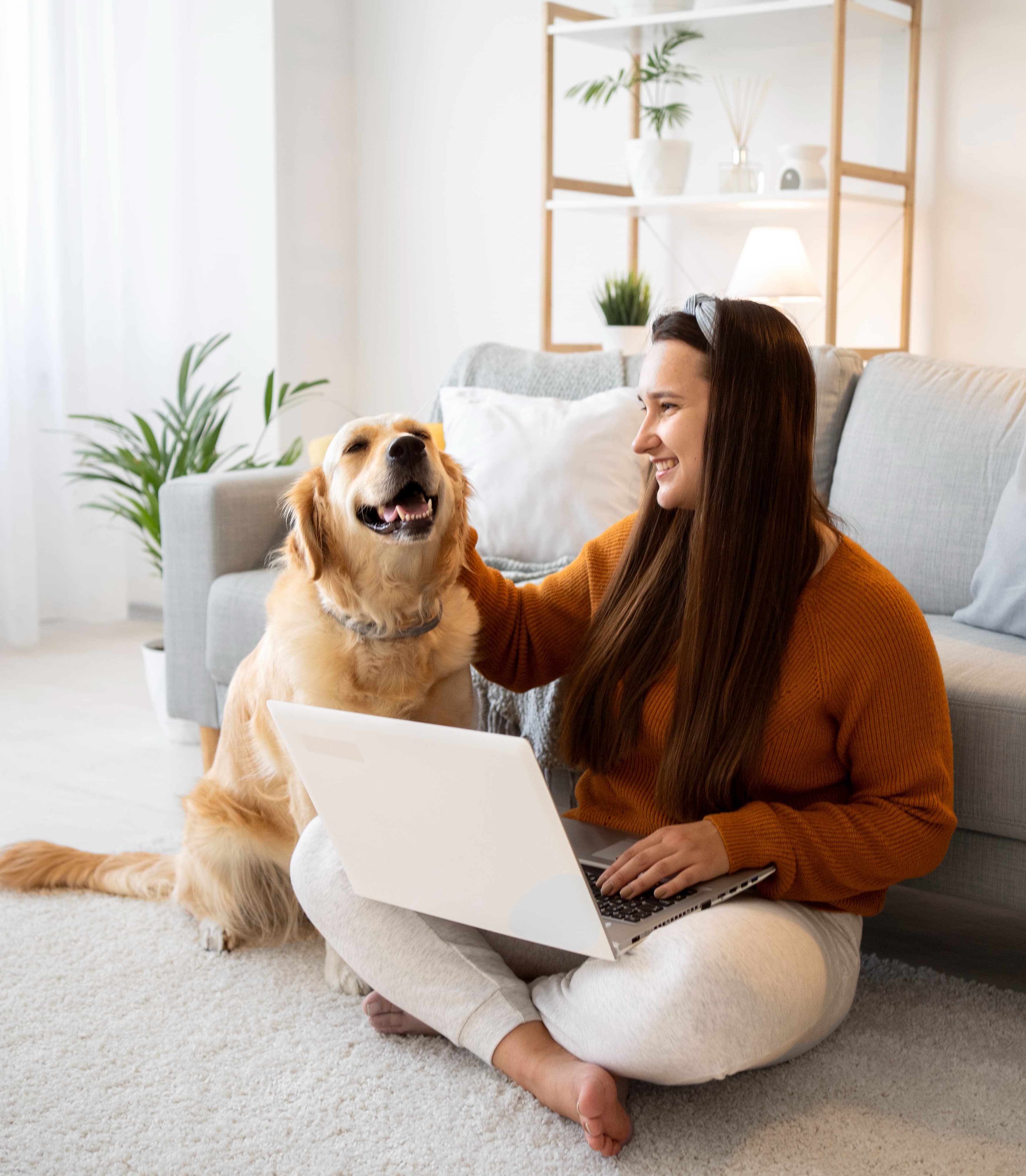 <a href="https://www.freepik.com/free-photo/full-shot-woman-working-home_16604188.htm">Image by freepik</a>